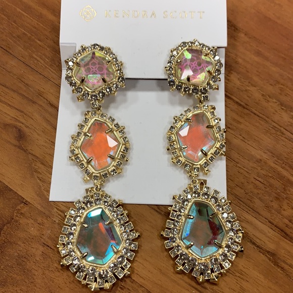 HOST PIC KENDRA SCOTT COLOR CHANGING ARIA 14K DROP DICHROIC GLASS EARRINGS - Picture 6 of 14